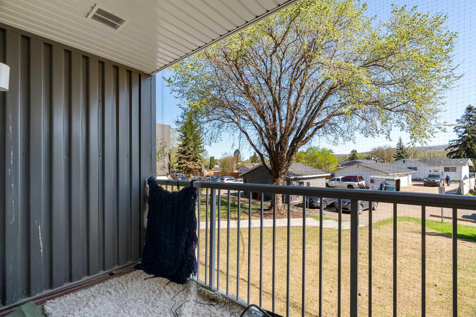 9 Clearwater Crescent 105
