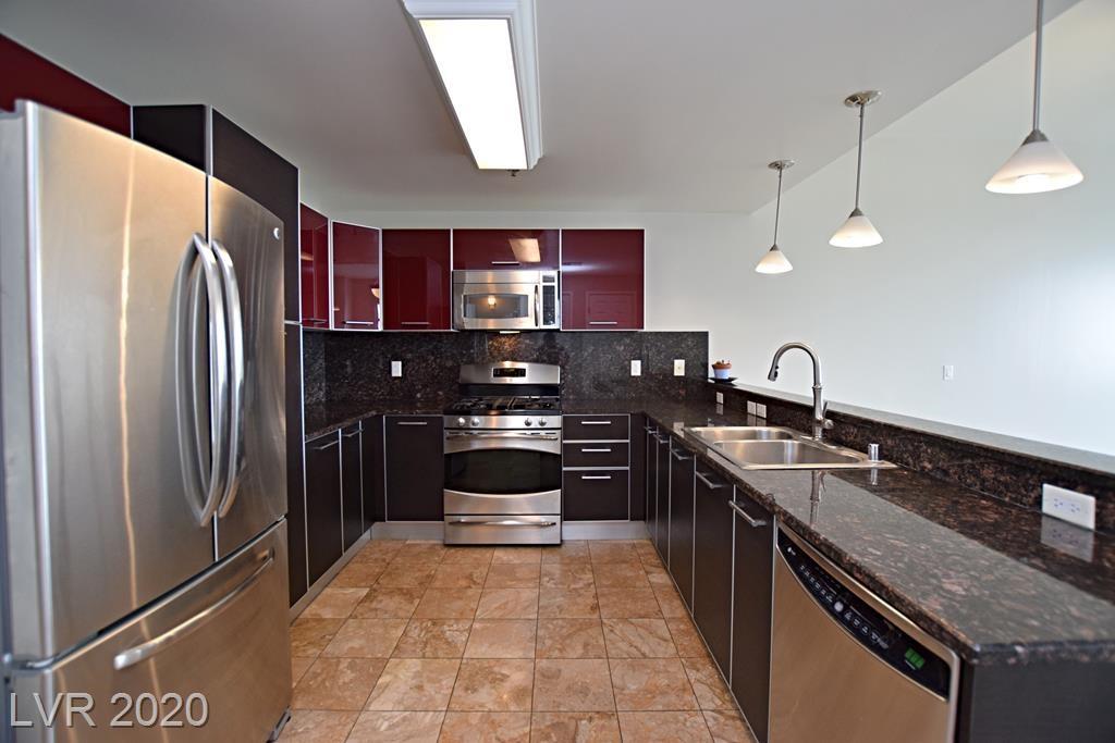 150 Las Vegas Boulevard 1104
