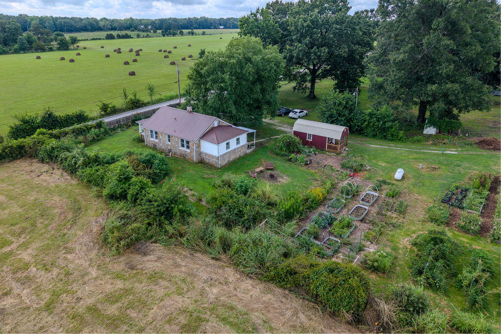 2931 N Farm Road 241