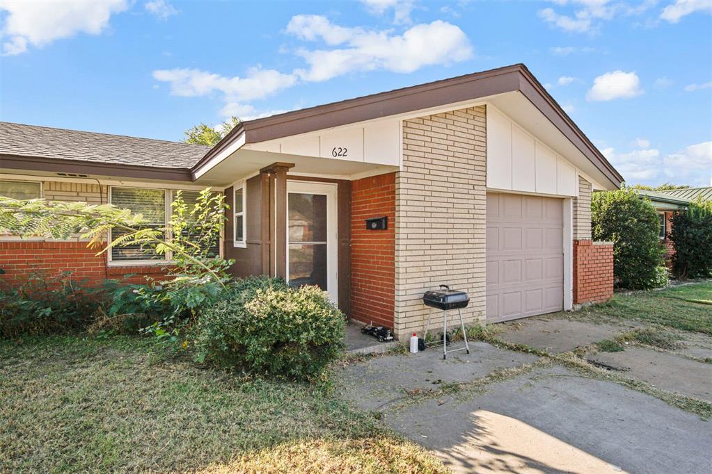 Located in the desirable Moore School District, this home offers both convenience and investment value. Enjoy easy access to the highway, shopping, and dining, making it a prime location for tenants or homeowners alike.

The property features 3 bedrooms, 1 bathroom, and a sunroom, along with an attached 1-car garage. Inside, you’ll find tile and laminate flooring throughout, a well-maintained A/C, a new main drain, and fresh interior paint completed about a year ago—all adding up to low-maintenance living.

Currently rented at $1,200/month through December 2025, this home is a true turnkey investment with reliable income in place.