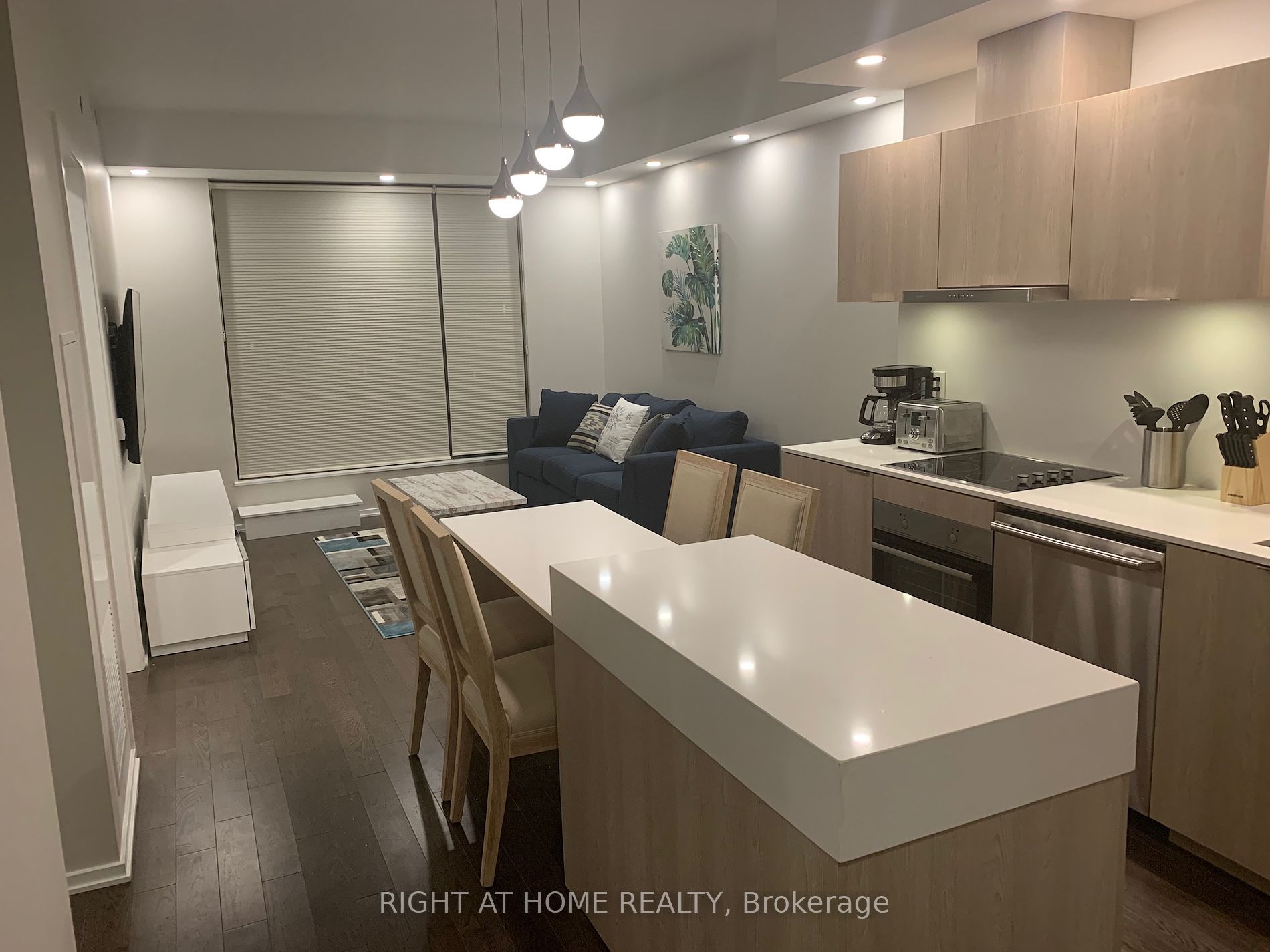 12 Bonnycastle St 614