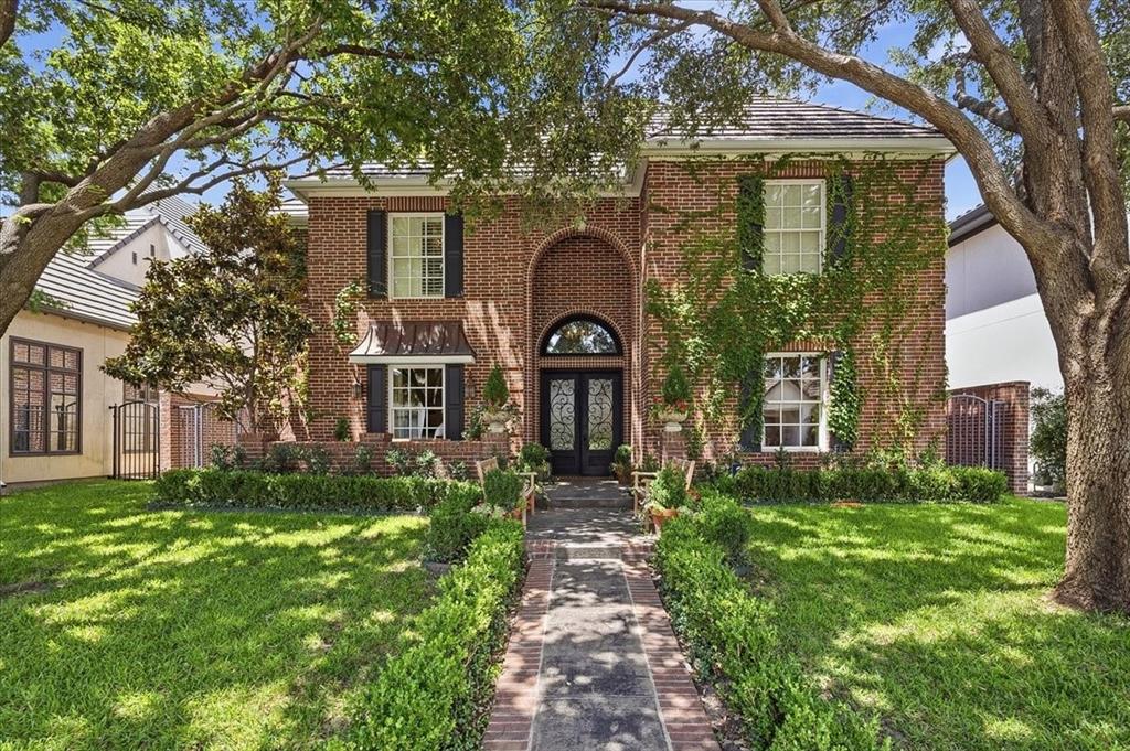628 Deloache Street