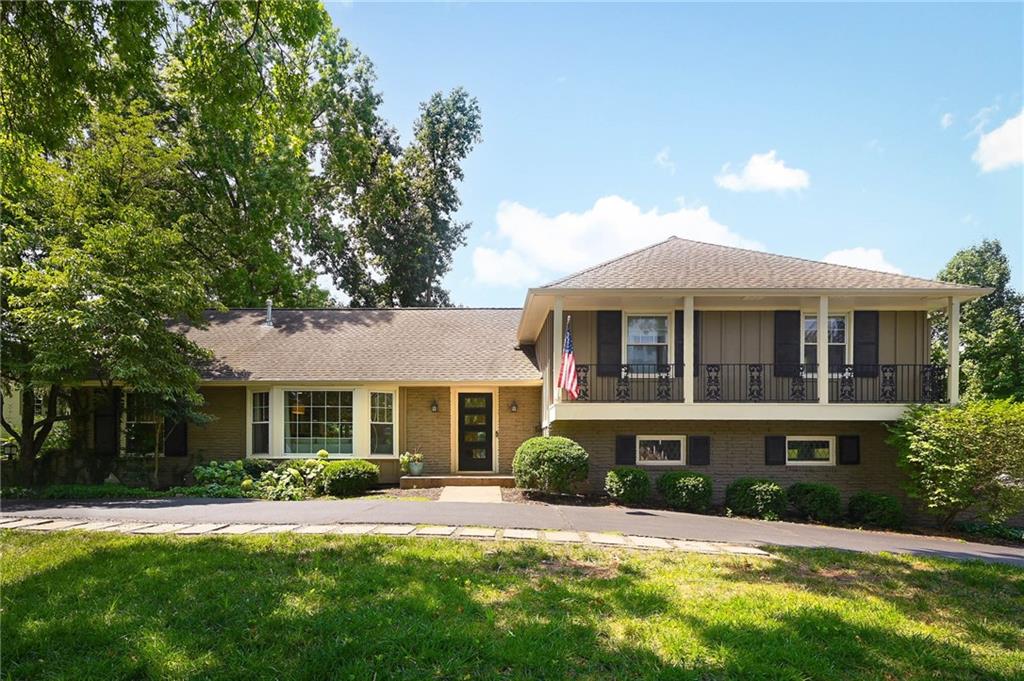 9700 Wenonga Lane
