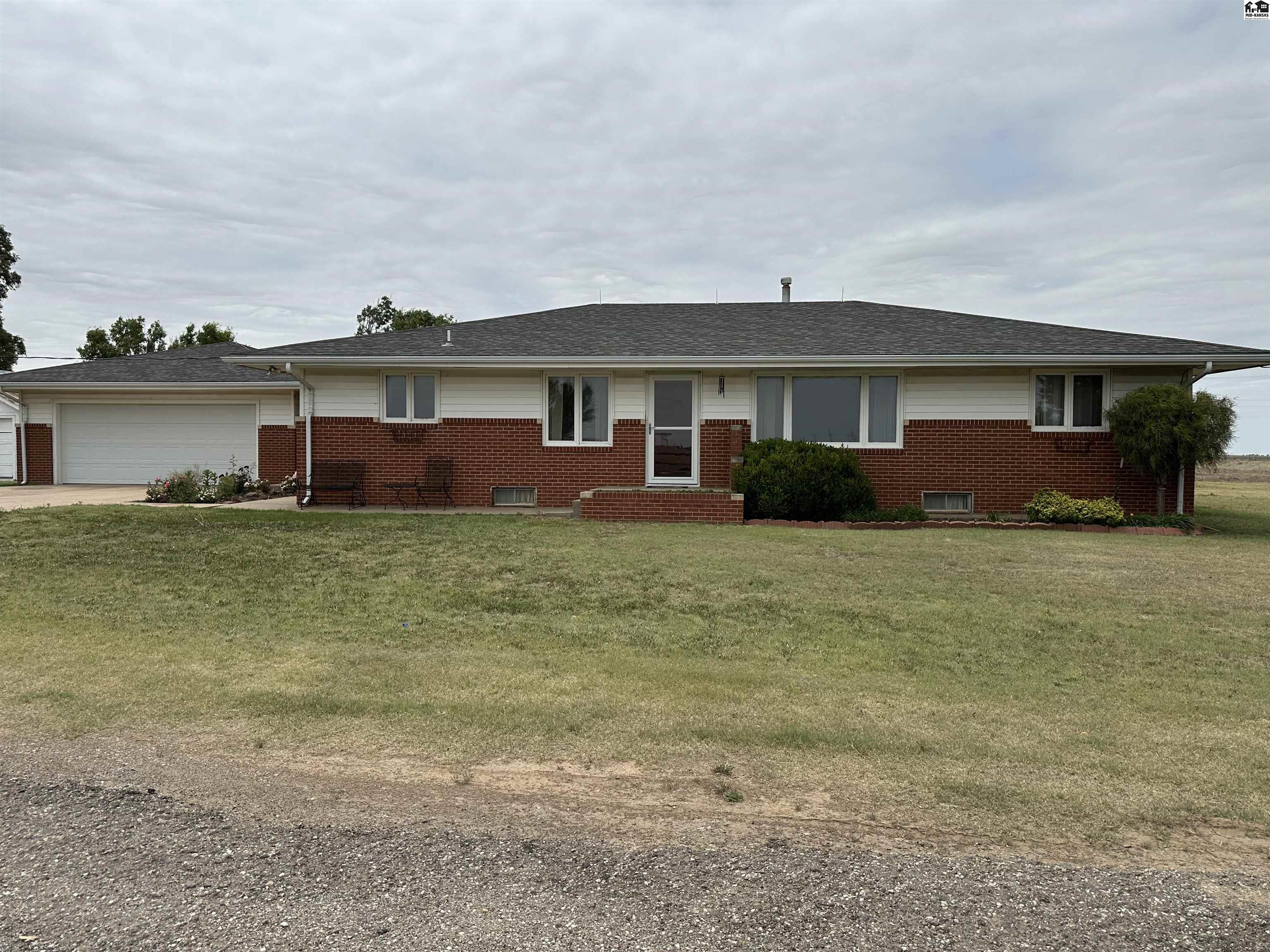 2147 Highway 400