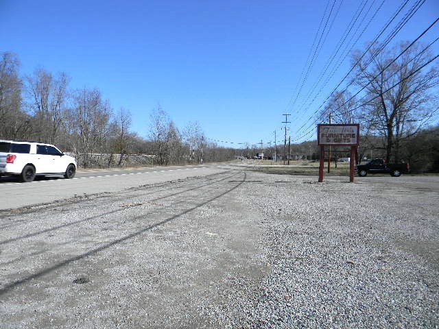 2765 Highway 70 E