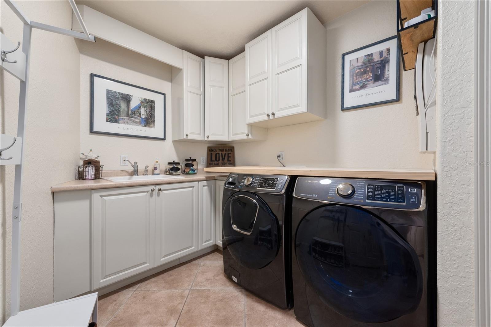 6221 Blakeford Drive