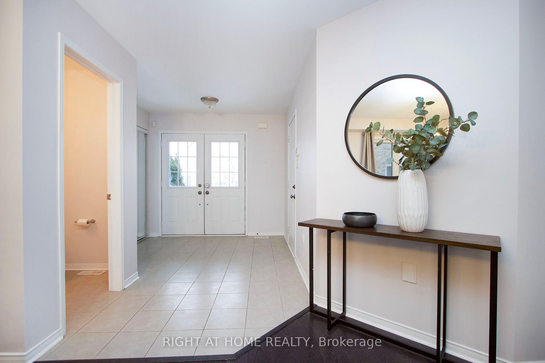 1065 Edward Bolton Cres