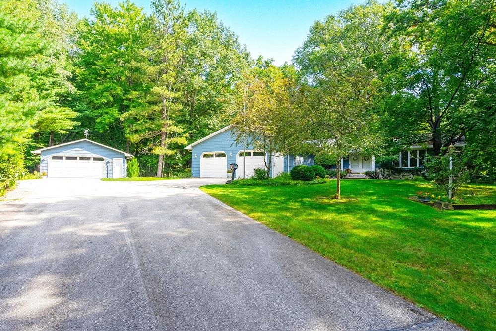 872 Winding Trail