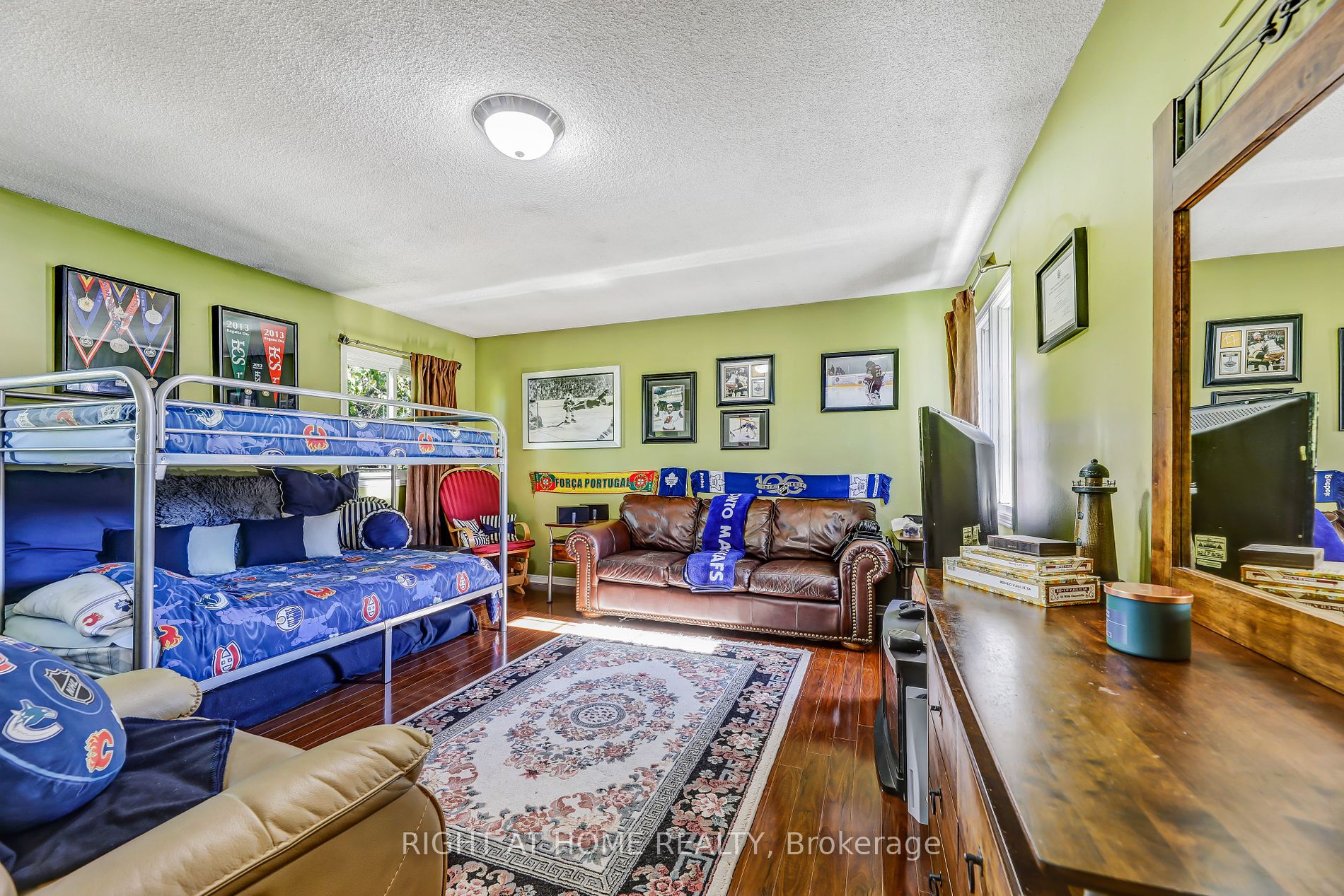 1665 Asgard Dr