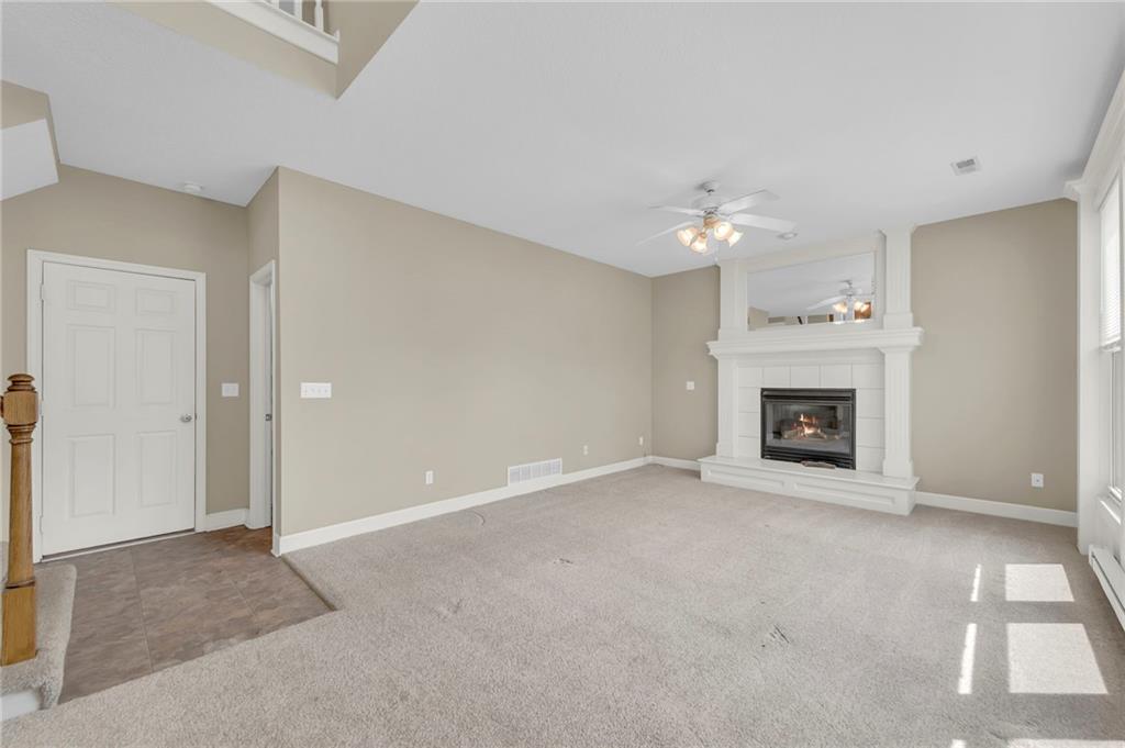 7442 N Sycamore Avenue