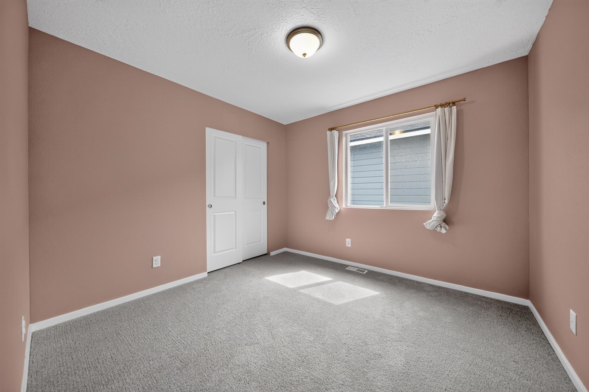 4440 W Bedford Ave
