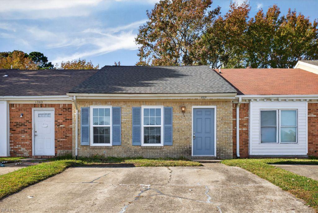 1204 Haig Circle, Virginia Beach, VA 23453