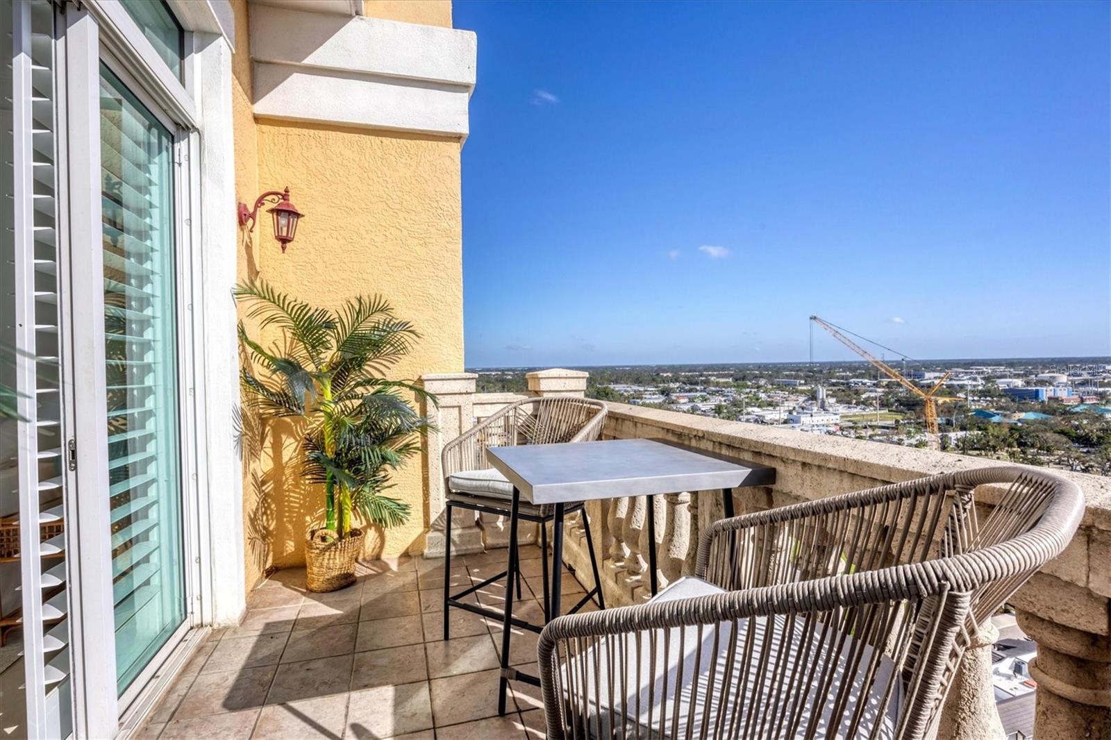 750 N Tamiami Trail PH6