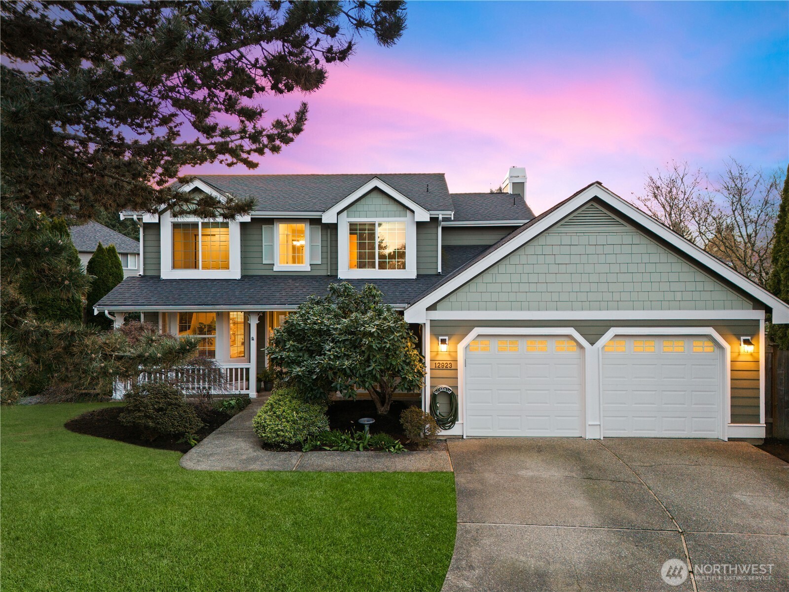 This beautifully renovated home blends modern comfort with effortless PNW living. Step inside to a light-filled interior where expansive windows flood the home with natural light, creating a warm and inviting atmosphere throughout. The heart of the home is a stunning chef’s kitchen, thoughtfully designed with shaker cabinetry, quartz countertops, and an expansive island, perfect for gathering. A wine fridge, double ovens, and premium-grade appliances elevate the space - ideal for both everyday living and entertaining. Unwind in the cozy living room centered around a gas fireplace, or step outside to enjoy PNW summers in your flat, fully fenced backyard - complete with a deck designed for dining, relaxing, and hosting. Upstairs, retreat to your spacious primary suite featuring an oversized 5-piece ensuite bath and walk-in closet. Three additional bedrooms and a beautifully updated full bath provide flexibility for guests or household needs. Newly renovated bathrooms throughout add a fresh, modern touch. With a dedicated office space perfect for working from home, central A/C for year-round comfort, and thoughtful upgrades at every turn, this home is a must-see! All this, plus located within the highly sought-after Lake Washington School District.