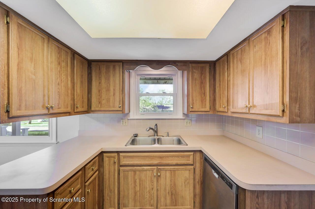 2 Crestmont Place