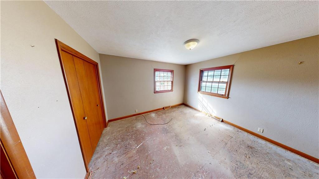 1015 E Quincy N/A
