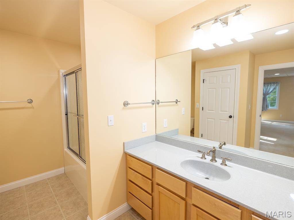 171 Rolling Meadows