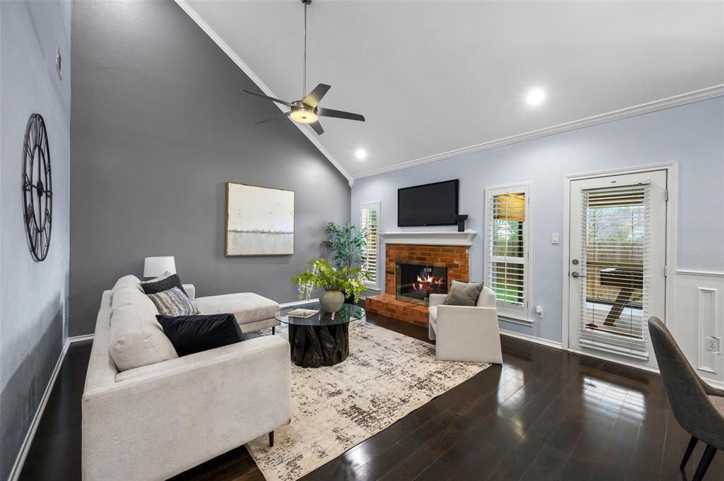 1819 Sandalwood Lane