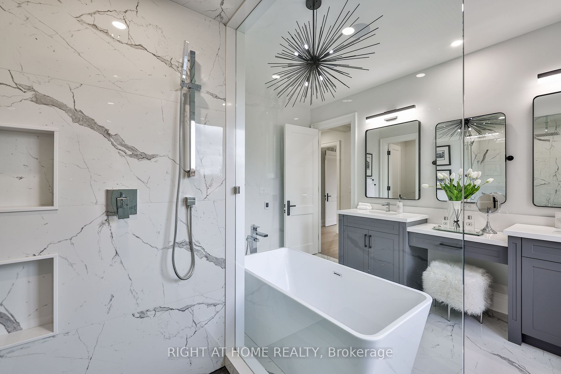 8 Hughson Dr