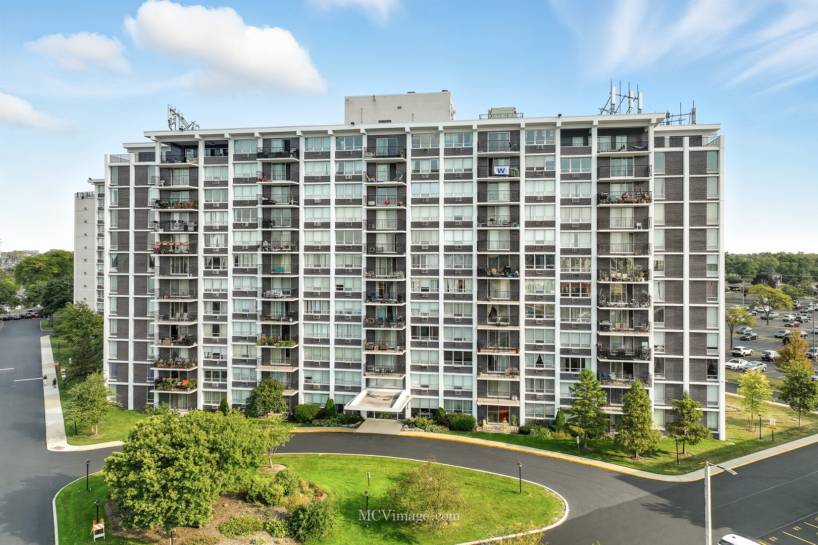 ABSOLUTELY GORGEOUS, UPDATED & FULL OF SUNLIGHT HUGE 1 BEDROOM + 1 BATH CONDO ON 6TH FLOOR ELEVATOR BUILDING IN ONE OF MOST DESIRABLE COMPLEXES IN NILES HIGHLAND TOWERS! LARGE KITCHEN WITH NEWER CABINETS, GRANITE COUNTERTOPS & STAINLESS STEEL APPLIANCES! SPACIOUS LIVING ROOM & FORMAL DINING ROOM! GENEROUS SIZE BEDROOM WITH PLENTY OF CLOSETS! OVERSIZED PRIVATE BALCONY! NEWER WOOD LAMINATE FLOORS T-OUT EXCEPT OF BEDROOM! ADDITIONAL STORAGE OUTSIDE OF UNIT! LAUNDRY IN THE BUILDING! ASSIGNED PARKING! ASSOCIATION FEES INCLUDE HEAT, GAS, WATER, TV/CABLE, POOL & MORE!EXCELLENT LOCATION - MINUTES TO SHOPPING, RESTAURANTS, TRANSPORTATION, EXPRESSWAYS & MORE! EASY TO SHOW. (NO RENTALS, NO PETS, NO FHA LOANS)
