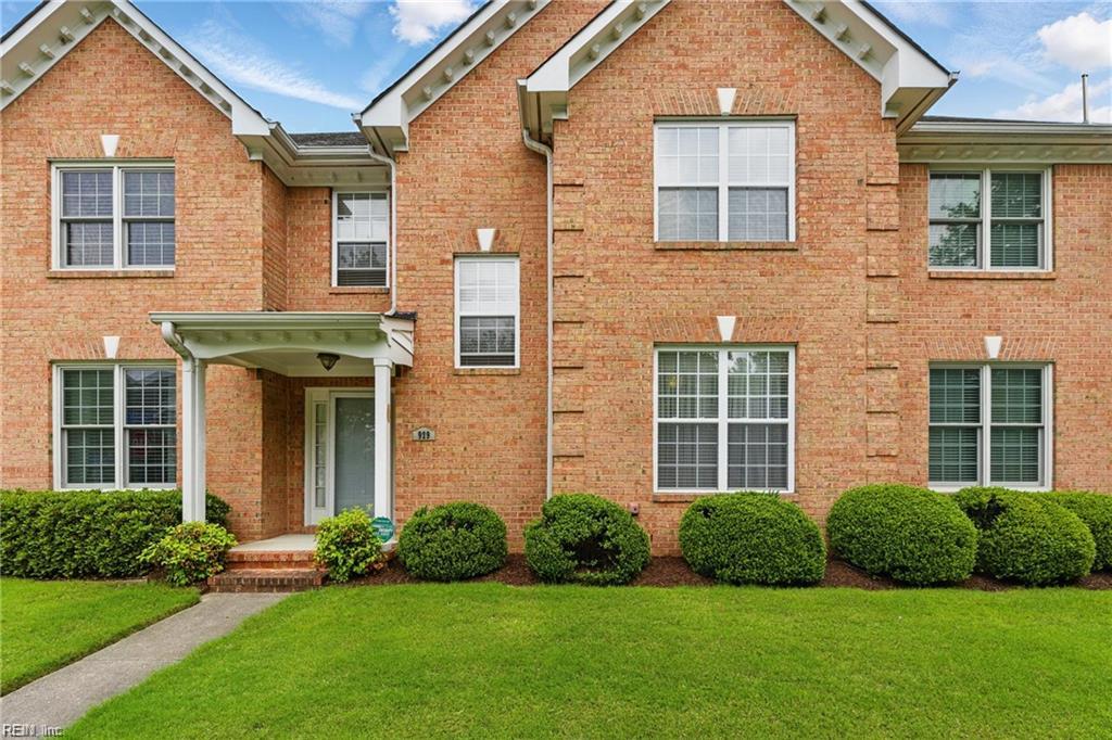 929 Stanhope Gardens, Chesapeake, VA 