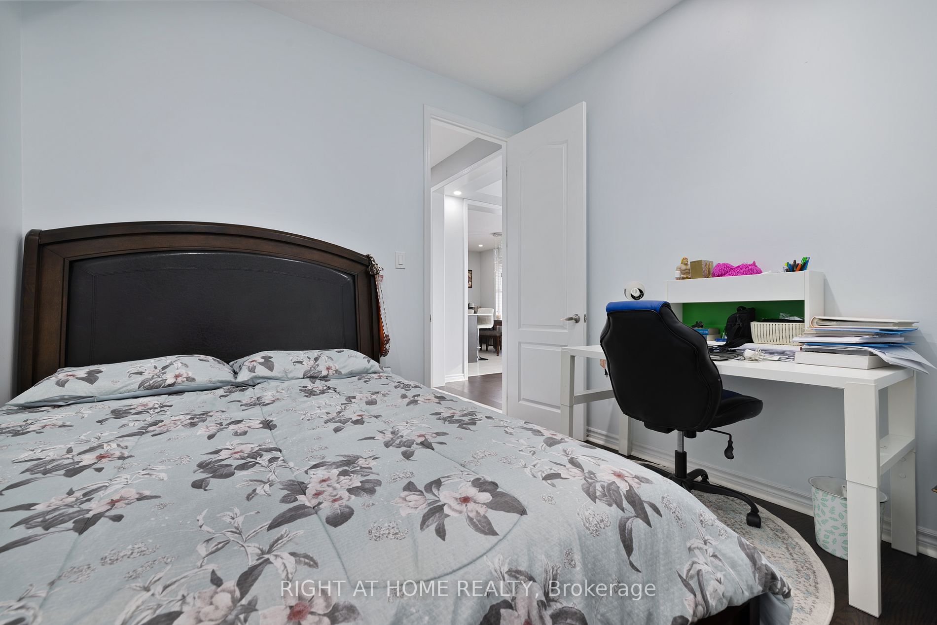 277 Seabrook Dr
