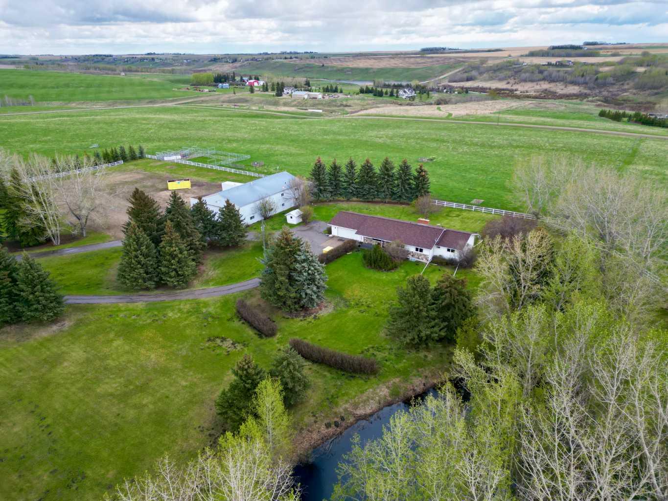 273216 Range Road 23