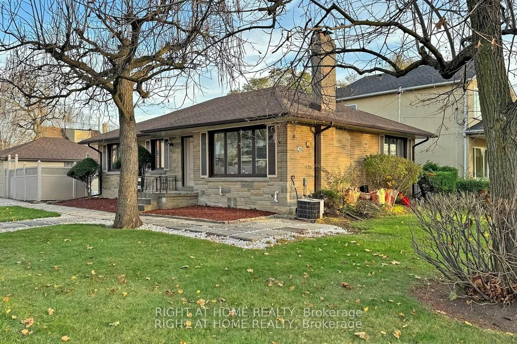 25 Deerhurst Ave
