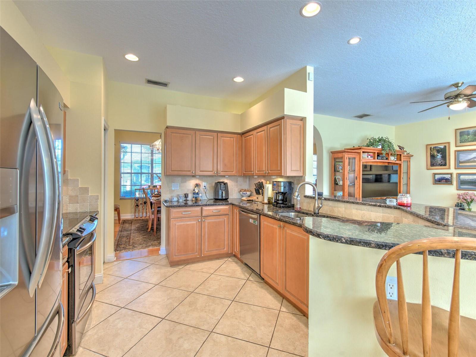 4949 Willow Ridge Ter