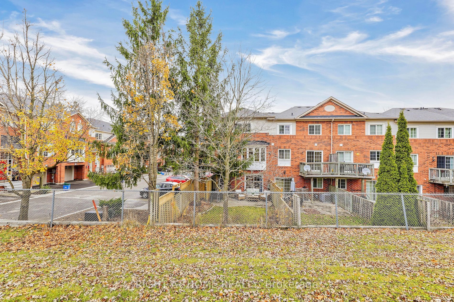 130 Mosaics Ave 40