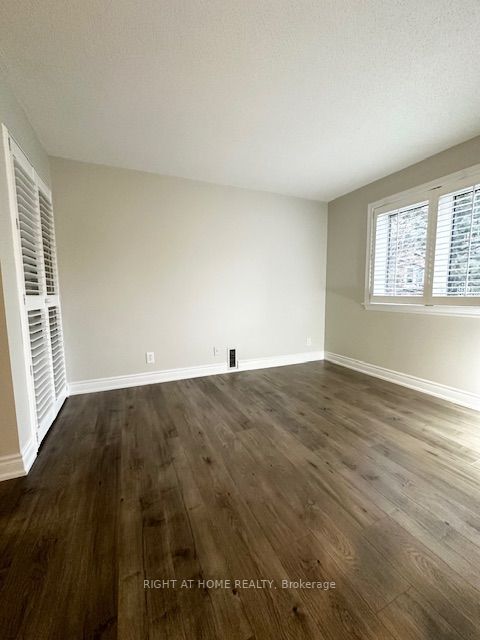 189 W Lake Driveway Dr 216