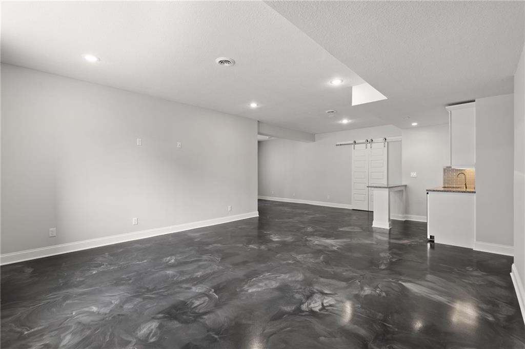 9778 Apple Blossom Lane