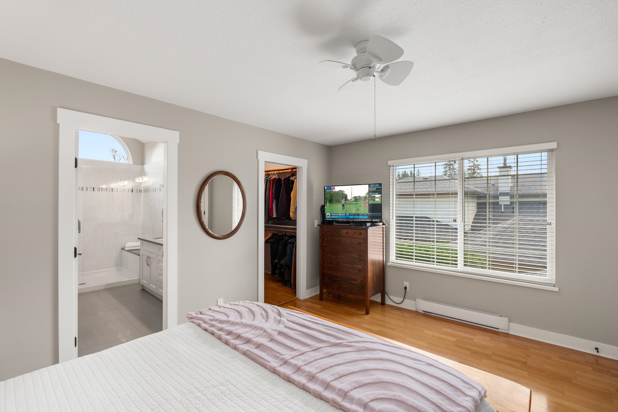 1854 Southmere Crescent 1