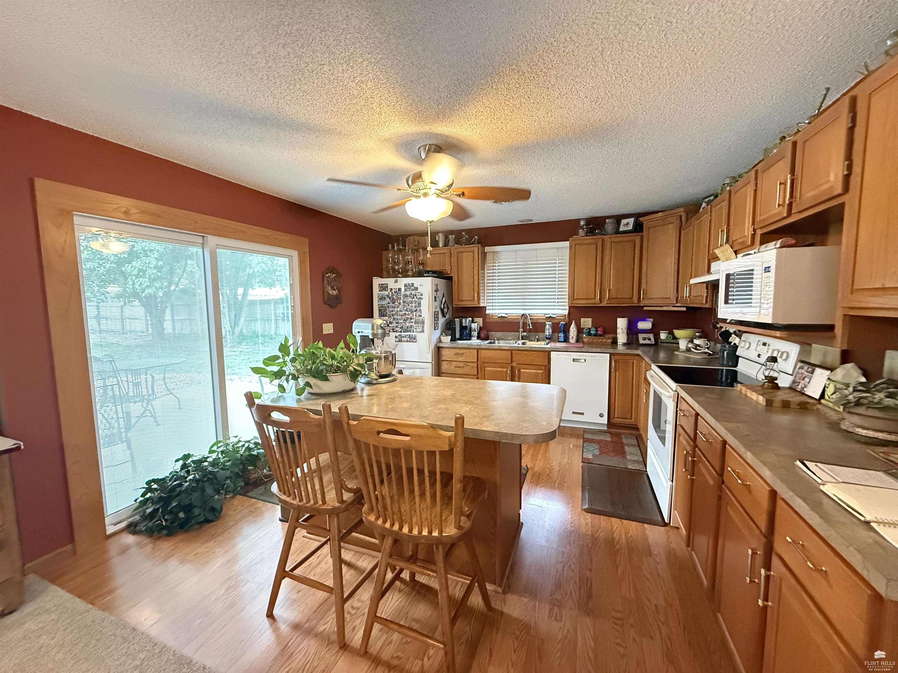 3851 Fox Ridge Drive