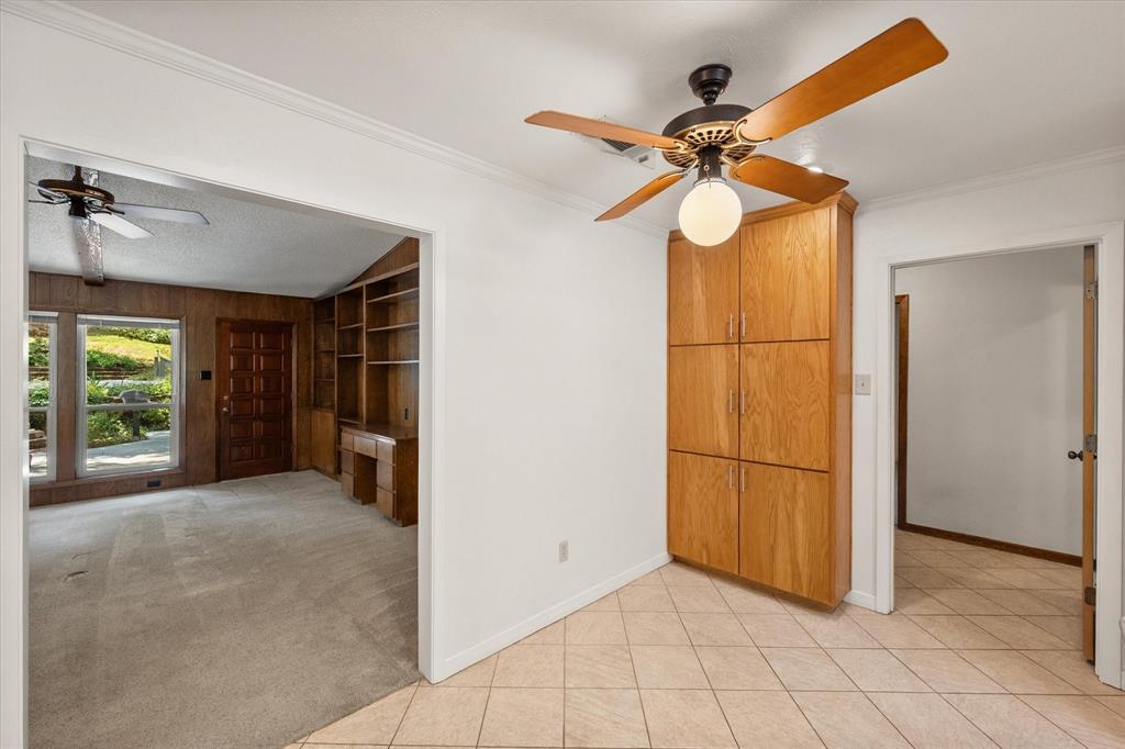 2216 Shadywood Court