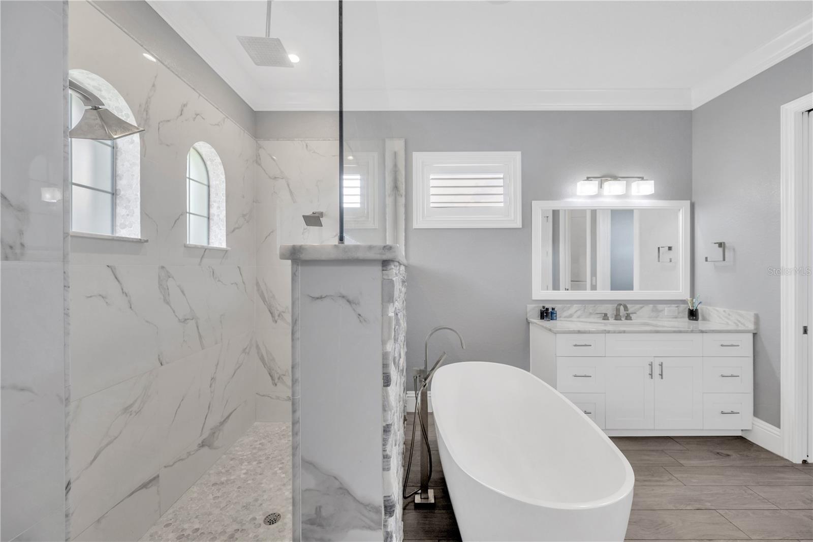 2850 Saddle Ridge Lane