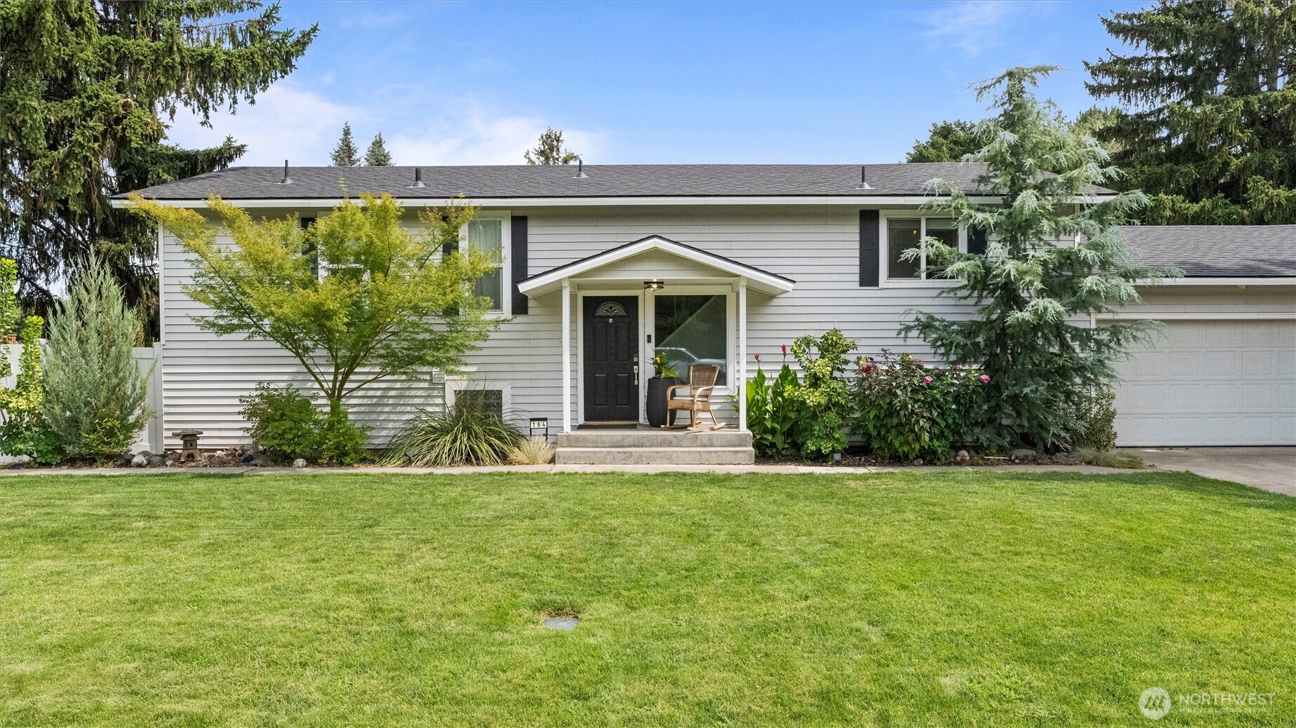 164 Hills West Way
