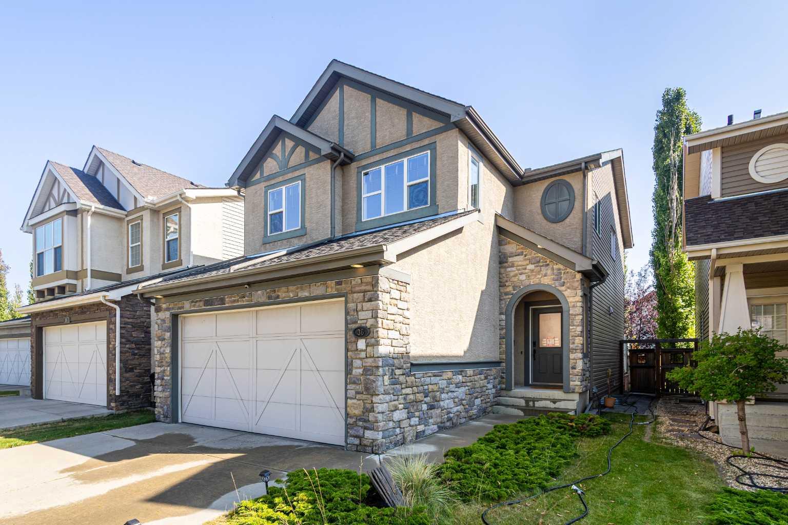 36 Aspen Hills Close SW