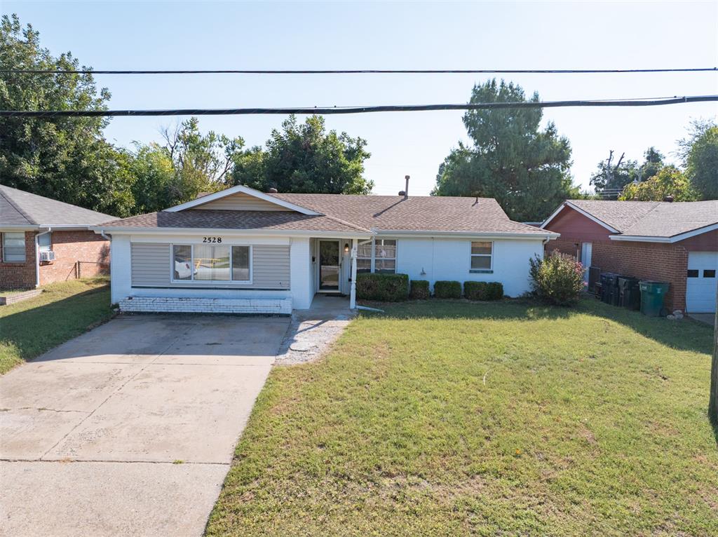 Priced to sell! Property to be sold as is. Are you looking for a property to fix up and call your own, or a possible investment opportunity? This could be it! 3 bedroom, 1 bathroom, 2 living spaces, separate laundry area. There's even a small room off the 2nd living area that could be used for a number of things. Book your appointment now to see this one.