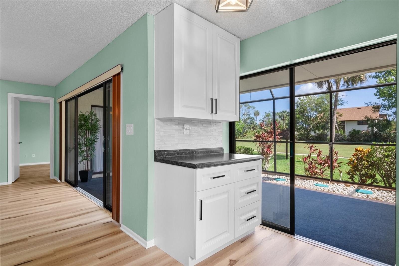 6061 Fairway Lane 1411