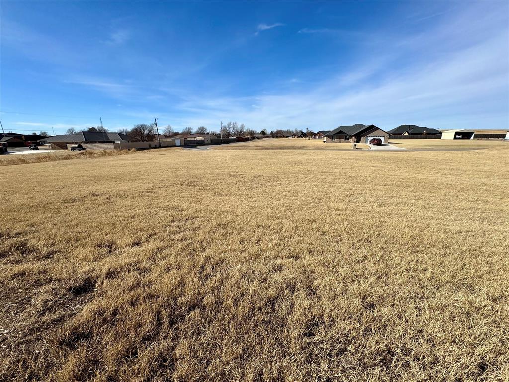 1006 Johnny Klaassen Drive