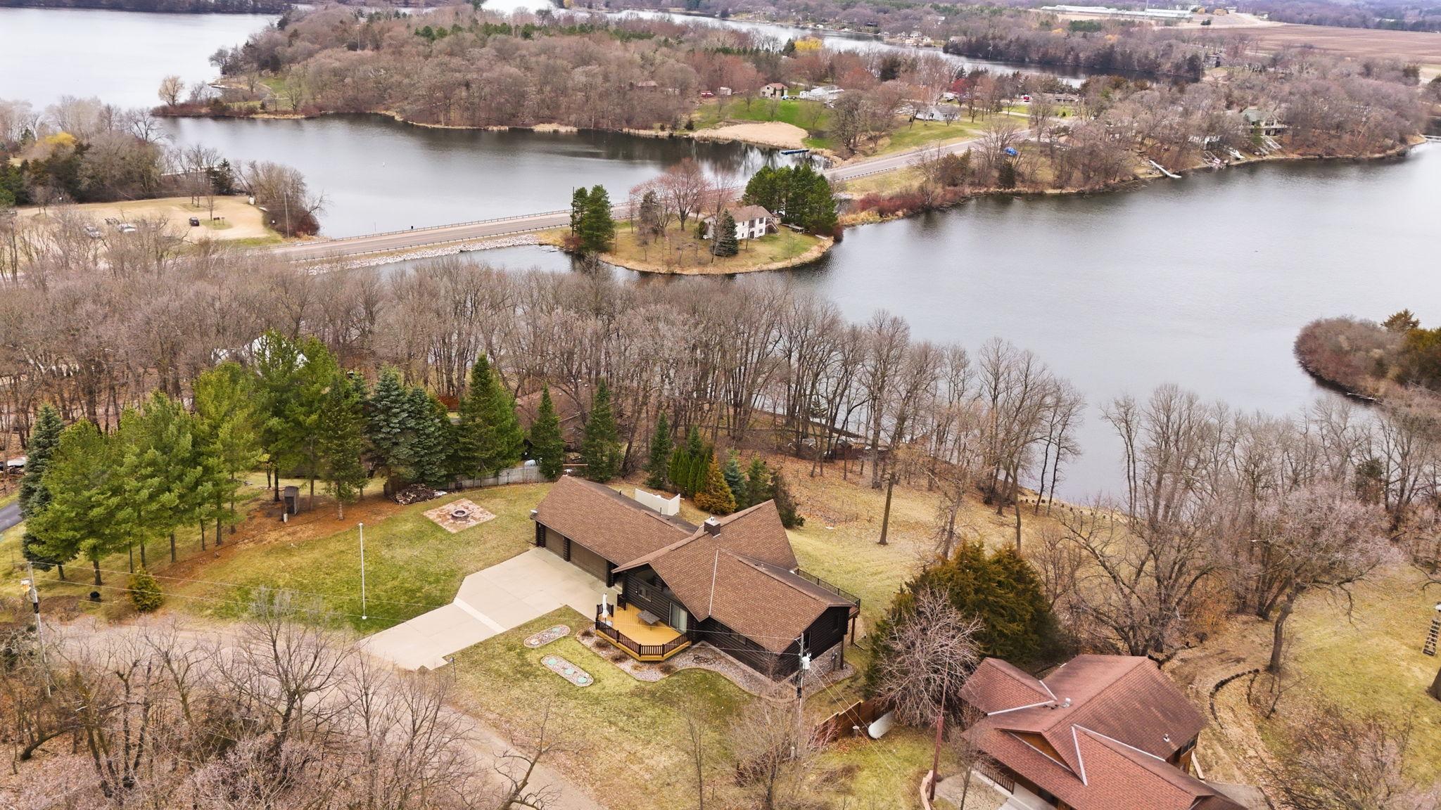 20368 Edgehill Circle