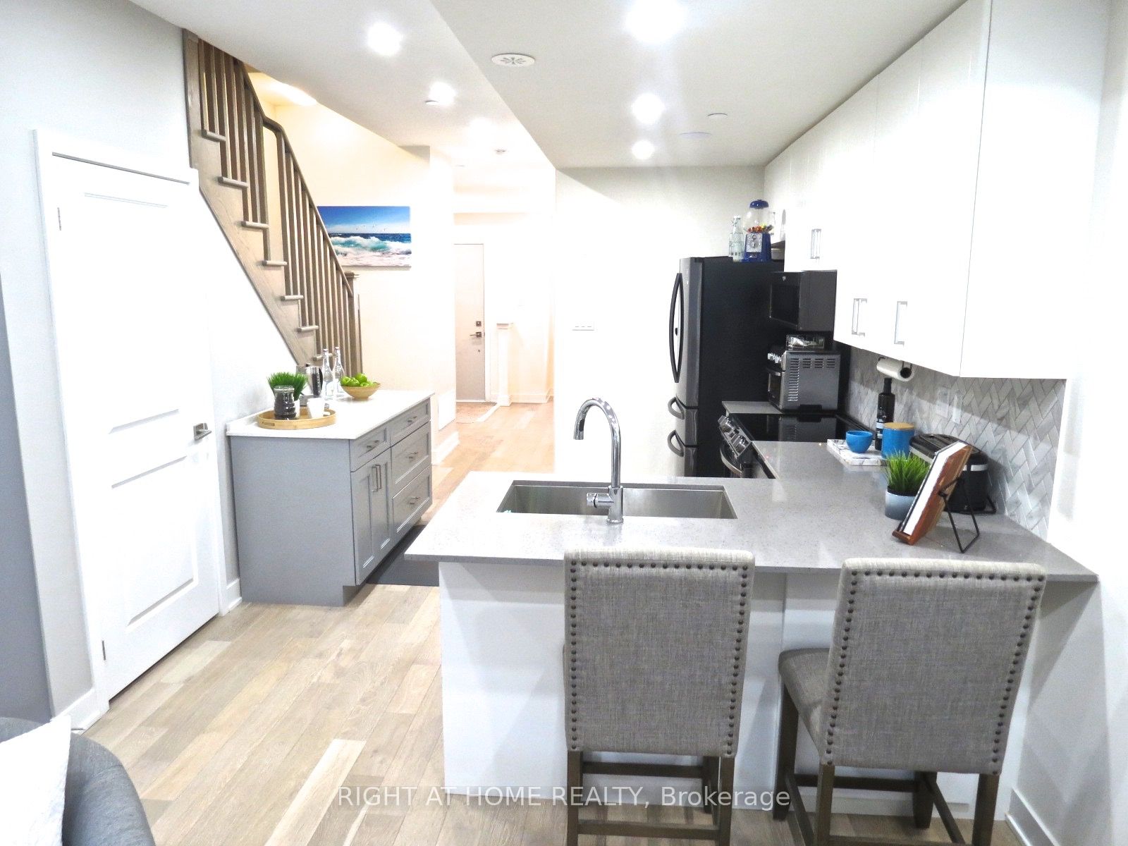 70 William Duncan Rd