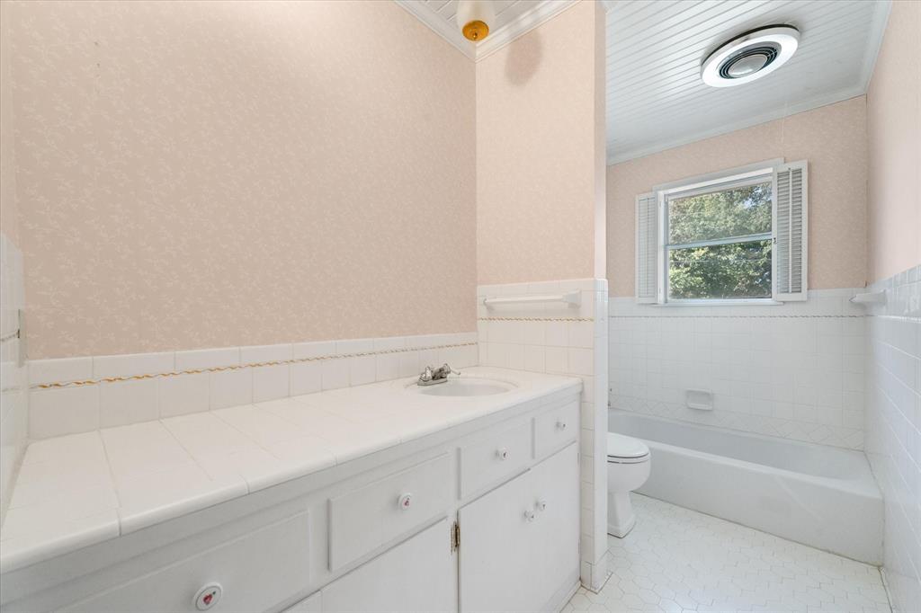 409 N Overlook Drive