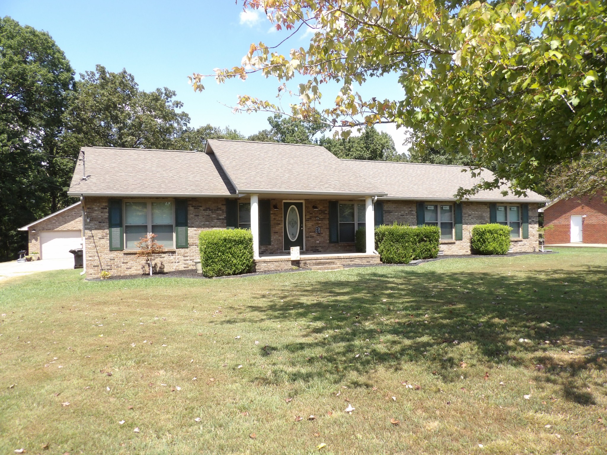 459 River Oaks Dr