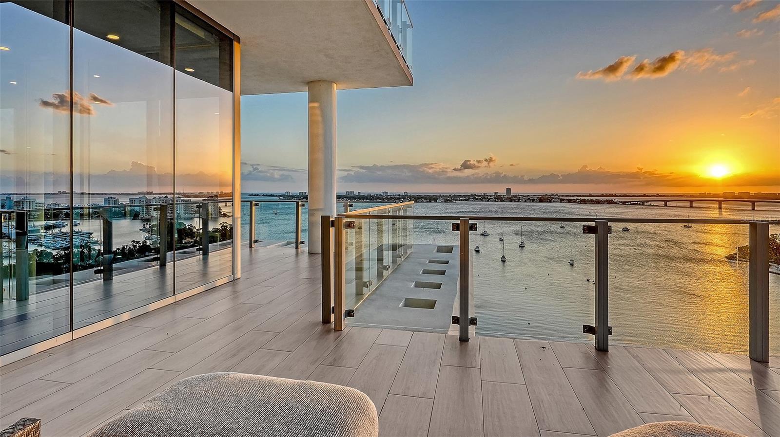 605 S Gulfstream Avenue, Sarasota, FL