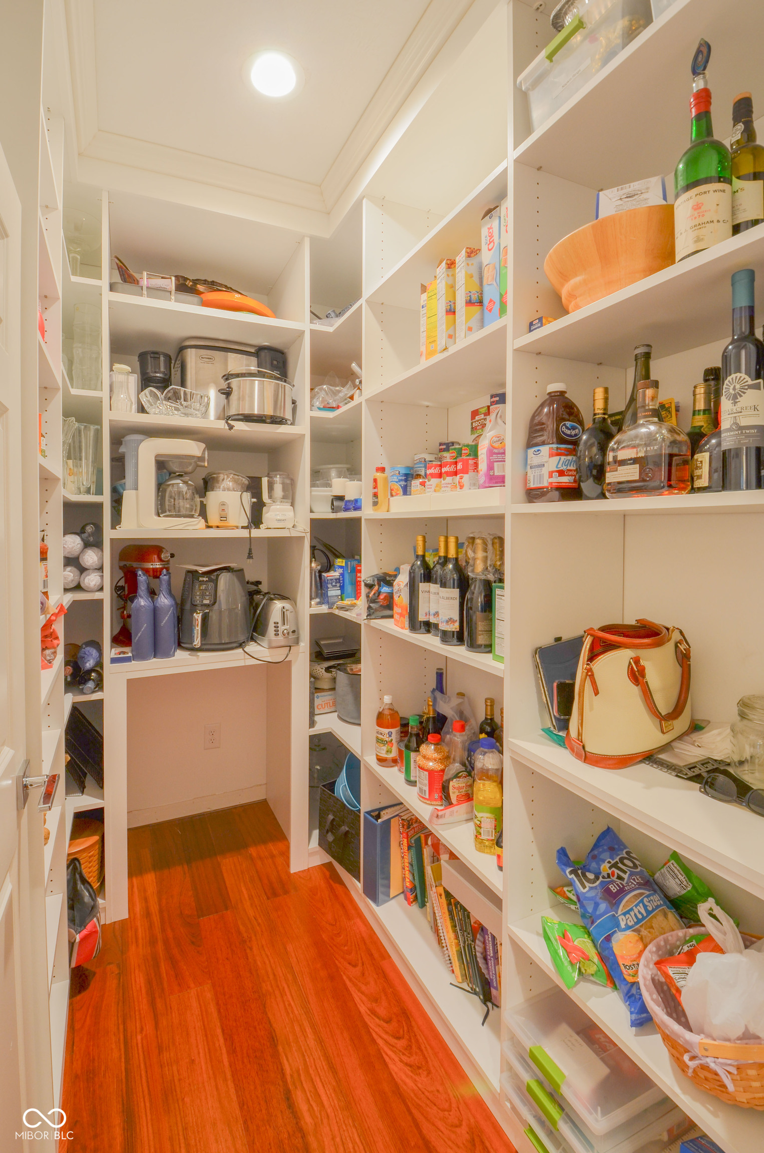 1738 Pathway Drive S