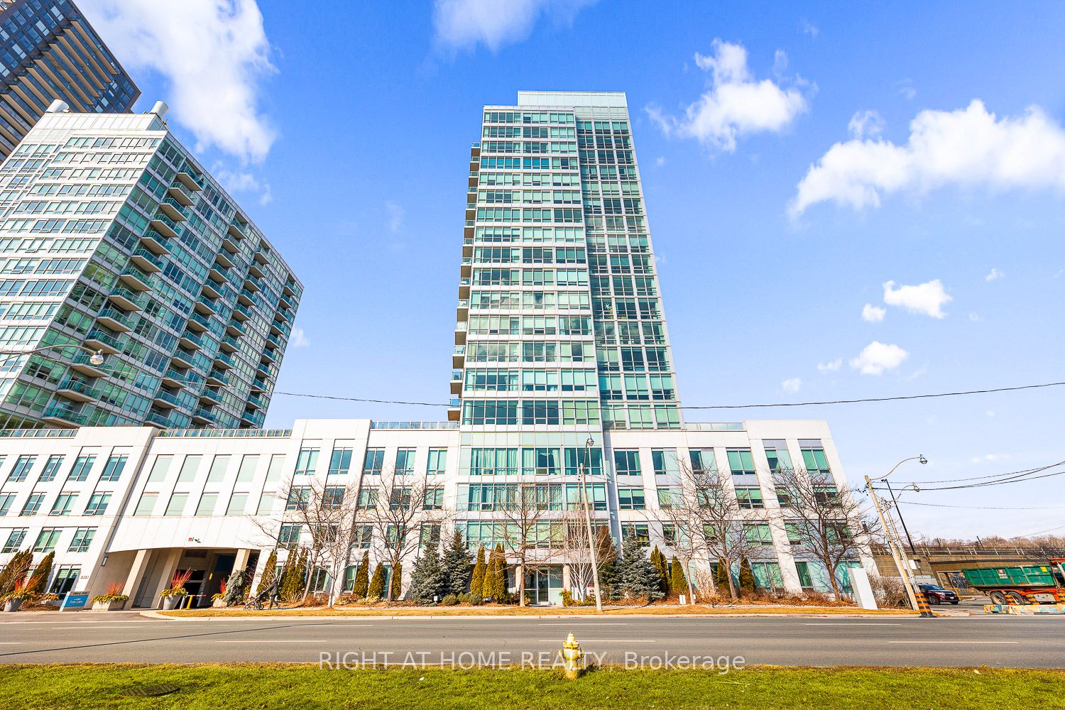 1900 W Lake Shore Blvd 1409