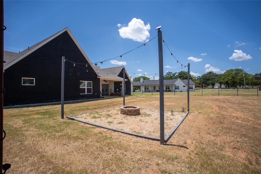311 Dobbs Trail