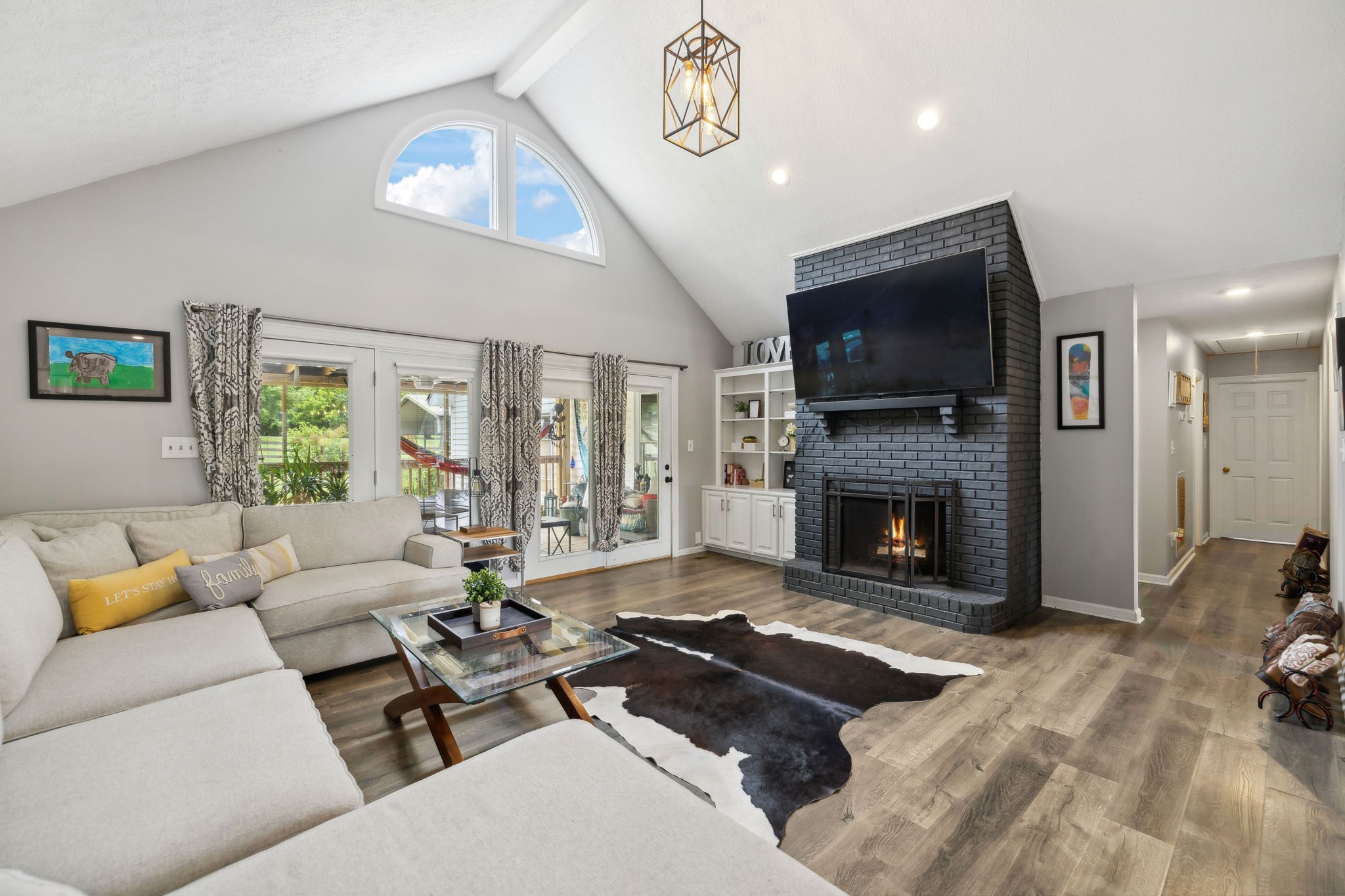 1804 Latimer Ln